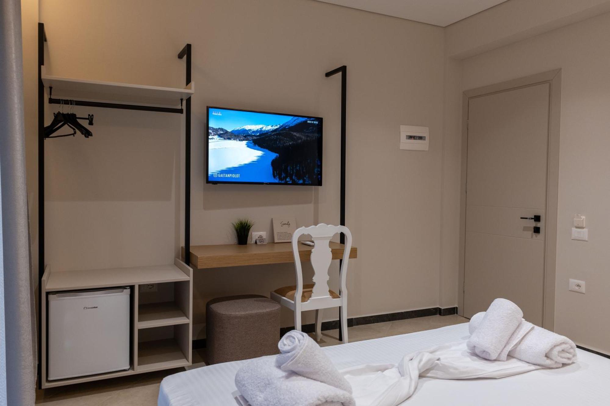 Serenity Bed & Breakfast *