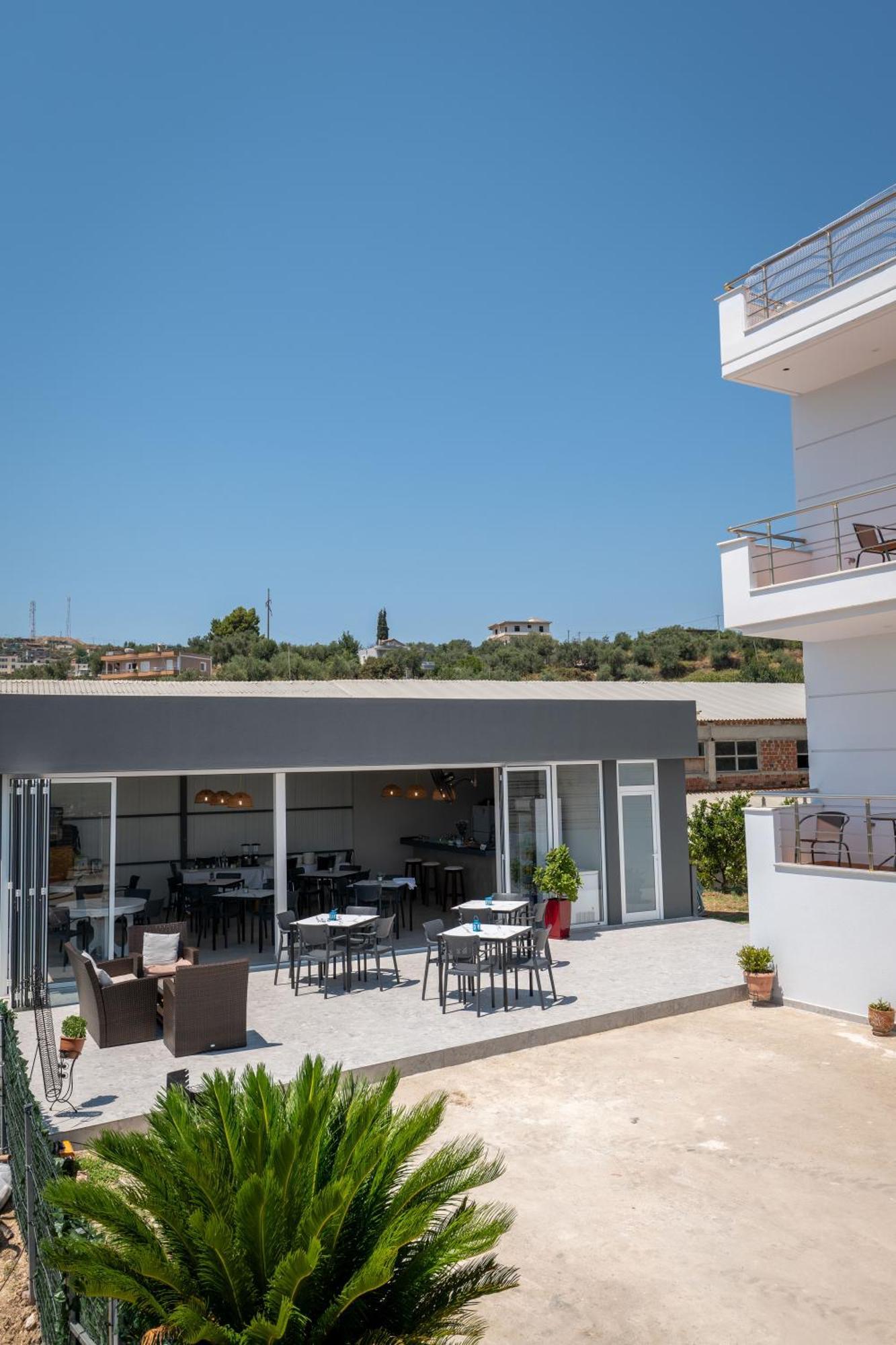 Bed & Breakfast Serenity Sarandë